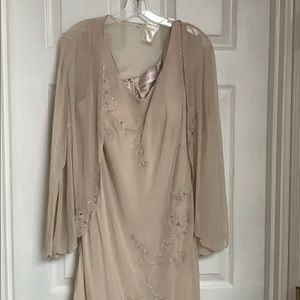 Cameron Blake by Mon Cheri formal wear dress.